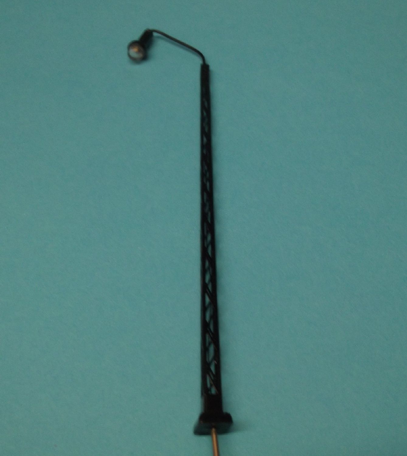 Item Code YL10 - Lattice Mast Yard Light